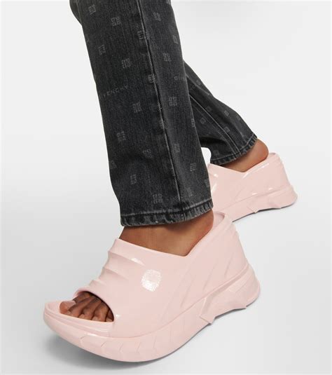 givenchy marshmallows|Givenchy jaw chunky sandals.